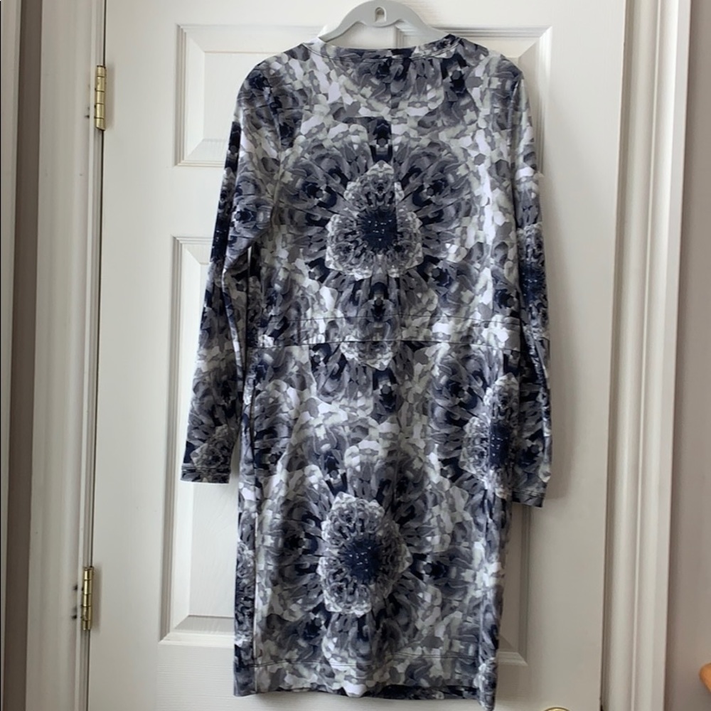 Simply Vera Vera Wang Dress - Picture 3 of 6